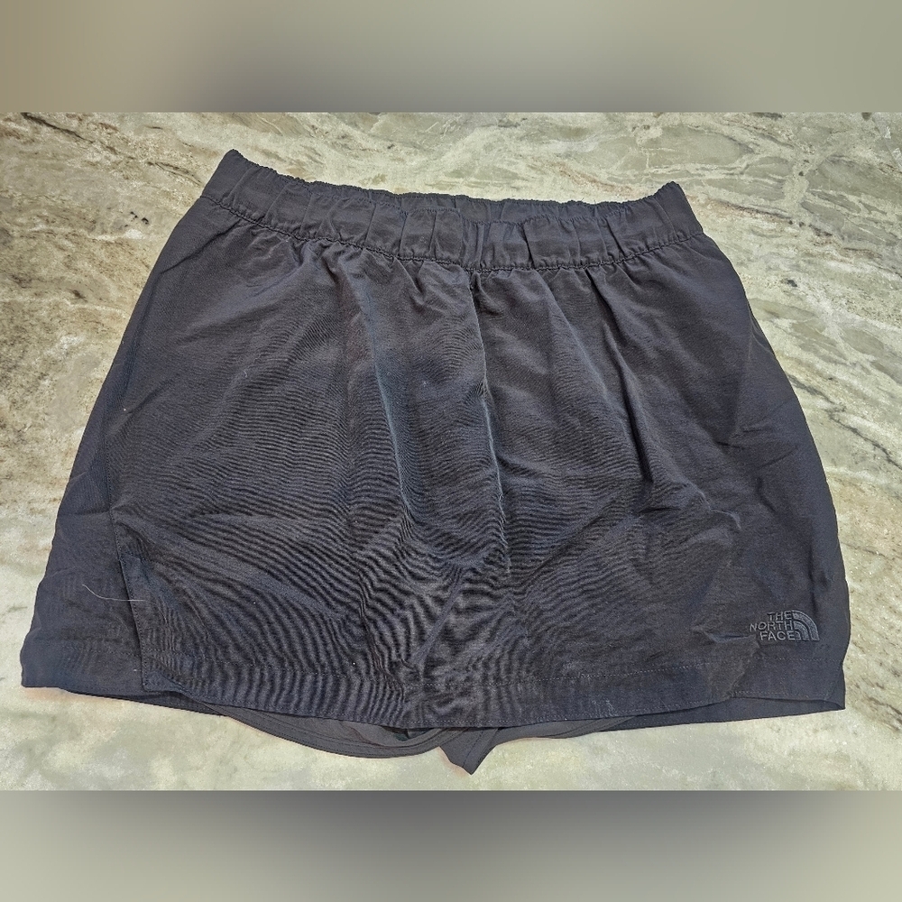 The North Face Women’s Black Athletic Skort Size M – Built-In Shorts, Active Out